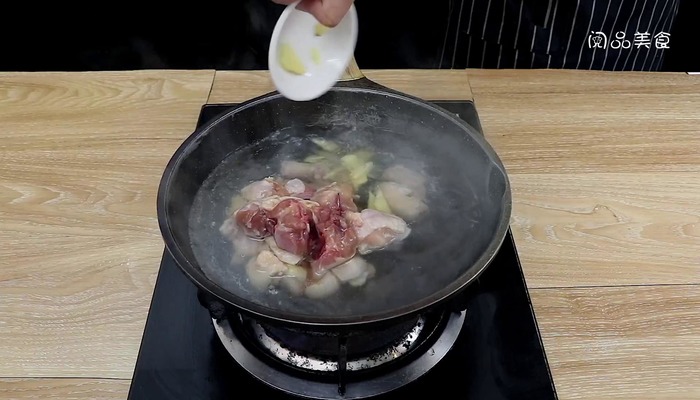 清炖香菇鸡汤的做法 清炖香菇鸡汤怎么做