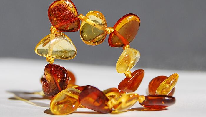 琥珀分为哪几种类型 琥珀常见的有哪些类型