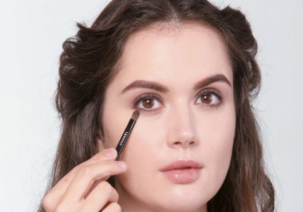 单眼皮怎么画眼妆  单眼皮画眼妆的方法