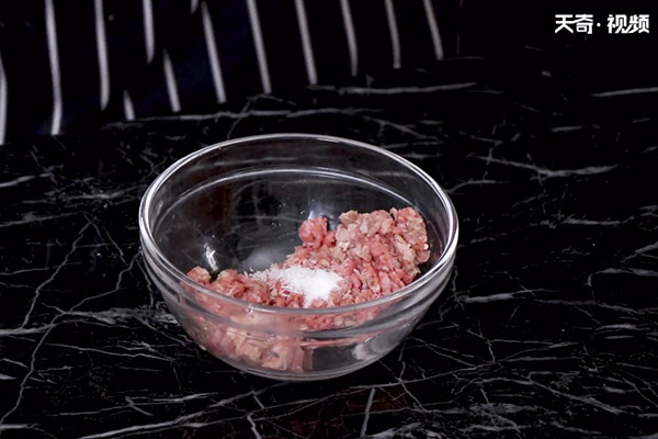 黄牛肉酿藕夹的做法 黄牛肉怎么做好吃