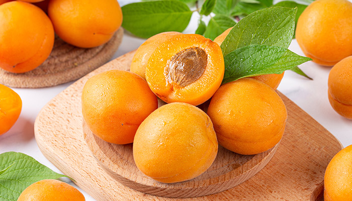 红杏是什么季节的 红杏属于什么季节 红杏是什么季节的 红杏属于什么季节