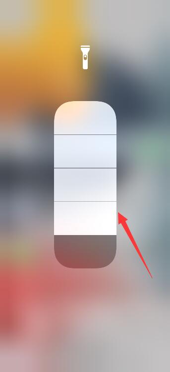 iPhone13手电筒突然不亮了